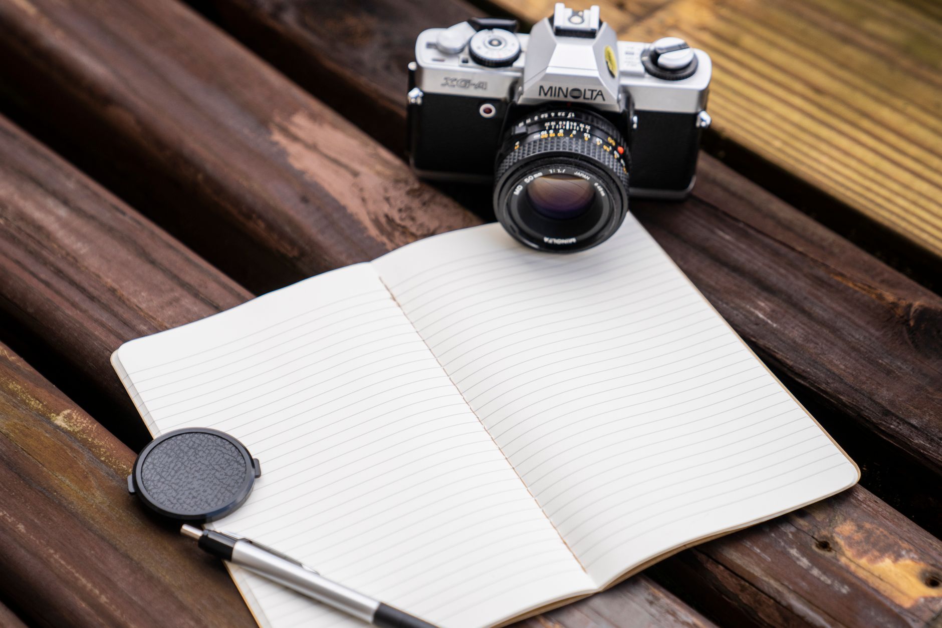 Travel journal editors in field